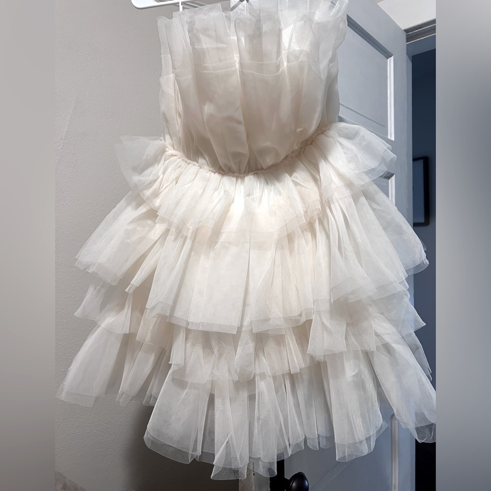 MABLE RUFFLE STRAPLESS MINI